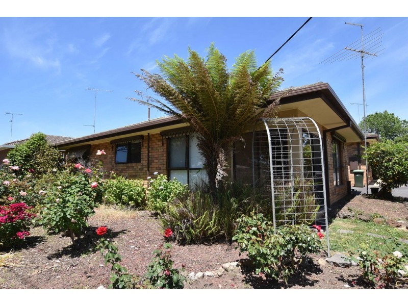 1/32 Mitchells Rd, Moe VIC 3825