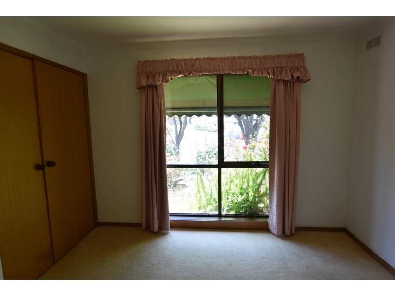 1/32 Mitchells Rd, Moe VIC 3825