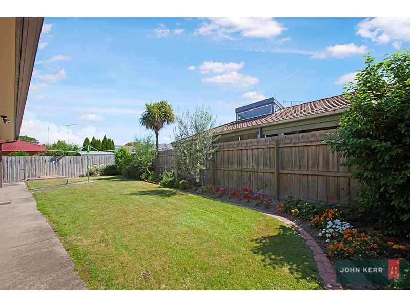 42 Ollerton Avenue, Newborough VIC 3825