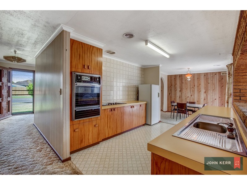 17 Burnside Street, Moe VIC 3825