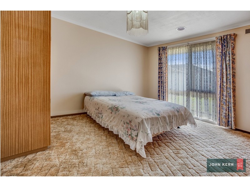 17 Burnside Street, Moe VIC 3825