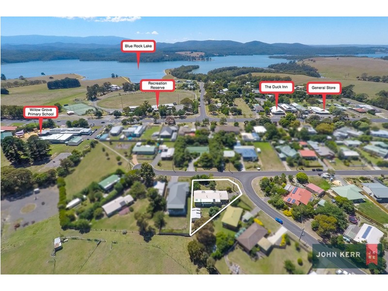 25 Tooronga Road, Willow Grove VIC 3825