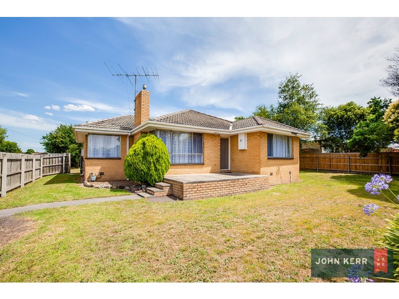 37 Northern Avenue, Newborough VIC 3825