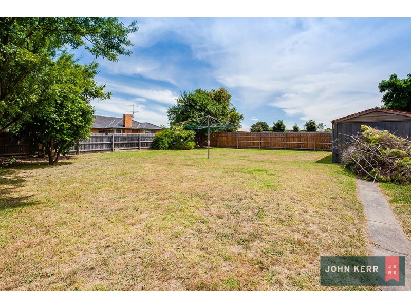 37 Northern Avenue, Newborough VIC 3825