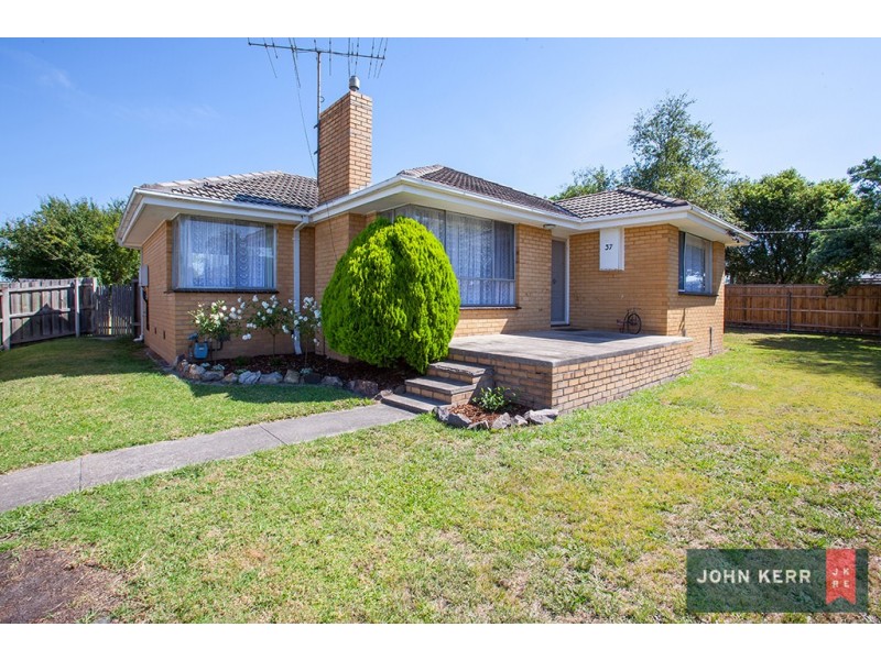 37 Northern Avenue, Newborough VIC 3825
