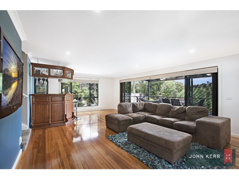 37 Smallburn Avenue, Newborough VIC 3825