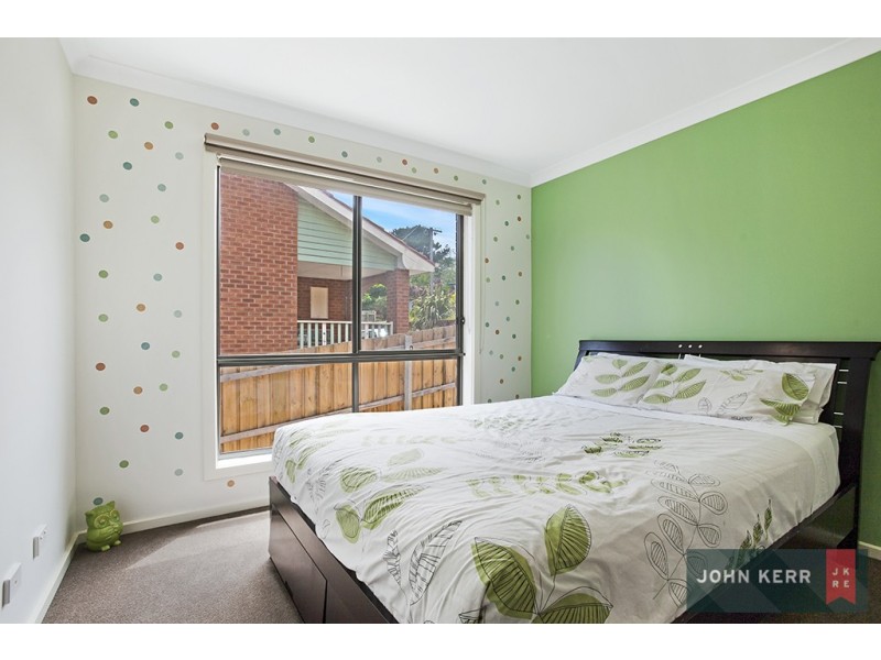 37 Smallburn Avenue, Newborough VIC 3825