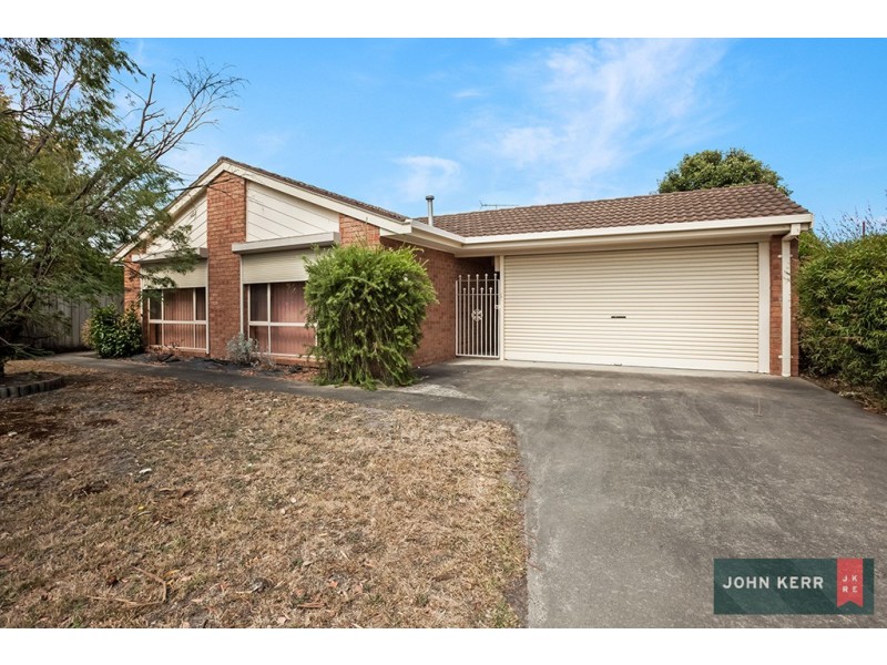 20 Colli Drive, Newborough VIC 3825
