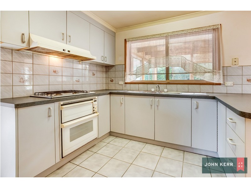 20 Colli Drive, Newborough VIC 3825