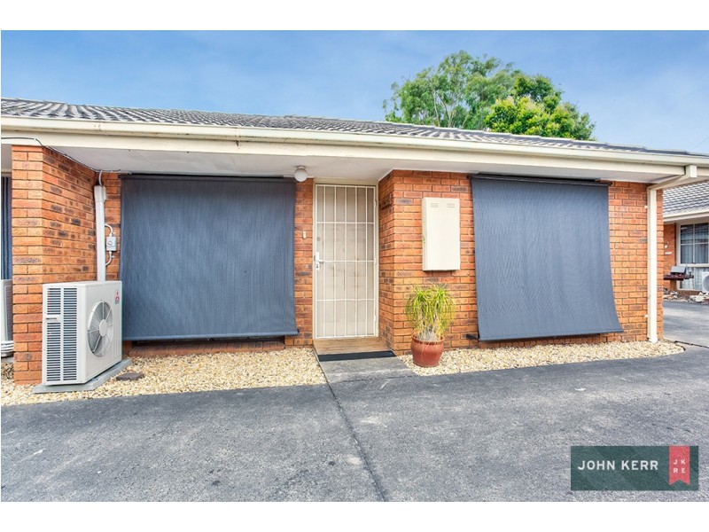2/8 Hyland Street, Moe VIC 3825