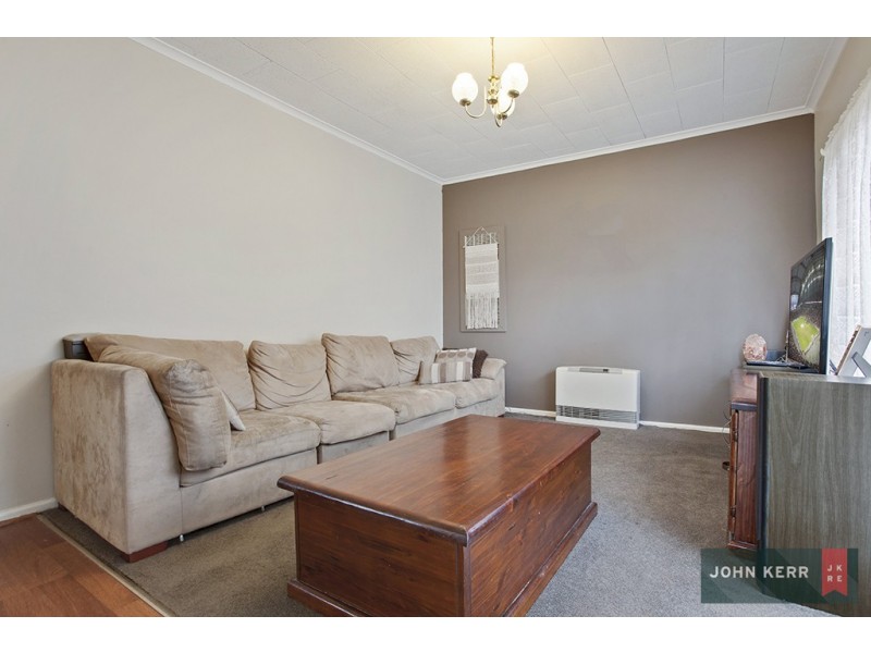 9 Staff Street, Moe VIC 3825