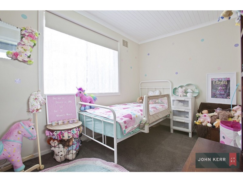 9 Staff Street, Moe VIC 3825