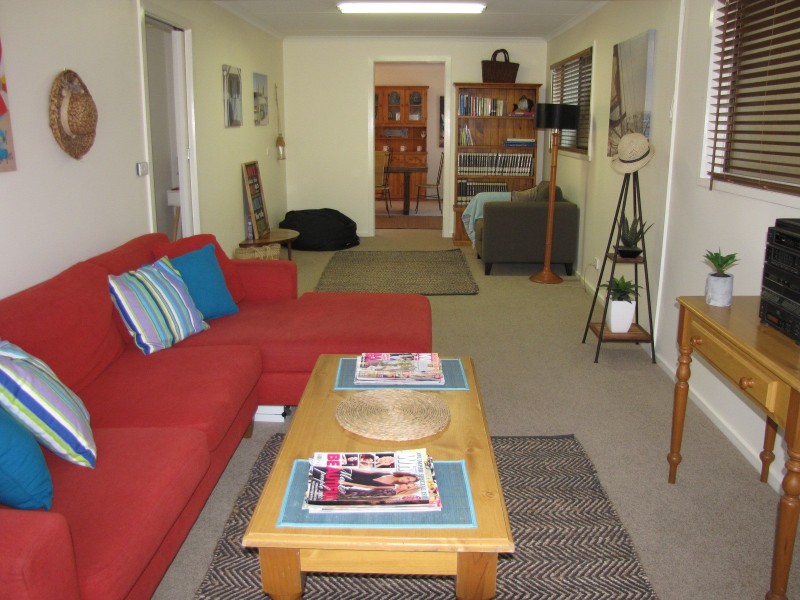 4 Roscrea Crescent, Walkerville VIC 3956