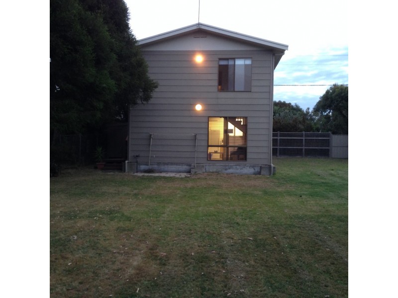 4 Roscrea Crescent, Walkerville VIC 3956