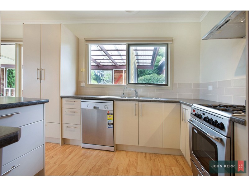 37 St Phillack Crescent, Rawson VIC 3825