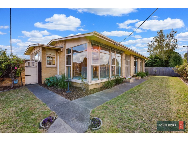 52 Moore Street, Moe VIC 3825