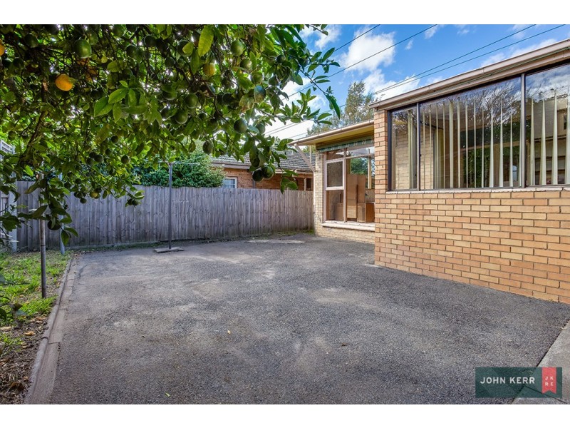 52 Moore Street, Moe VIC 3825