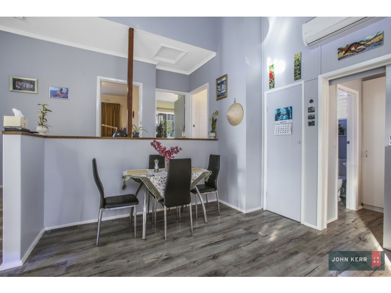 5 Smallburn Avenue, Newborough VIC 3825