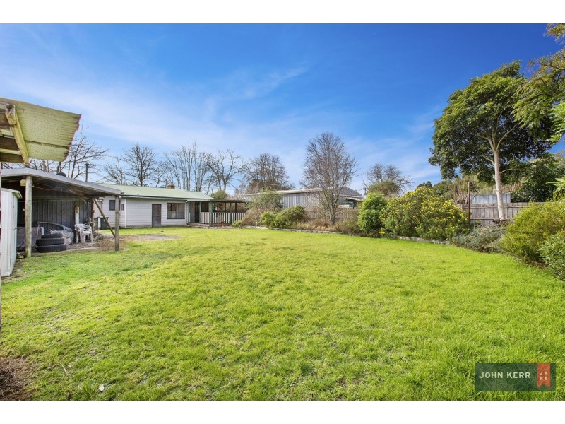 7 Thorpdale Street, Newborough VIC 3825
