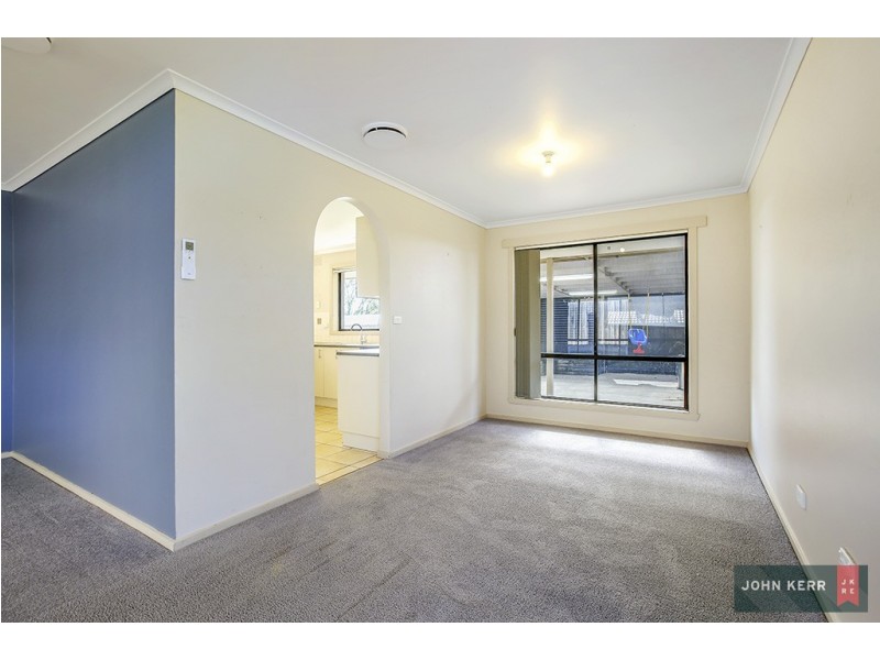 7 Libra Crescent, Moe VIC 3825