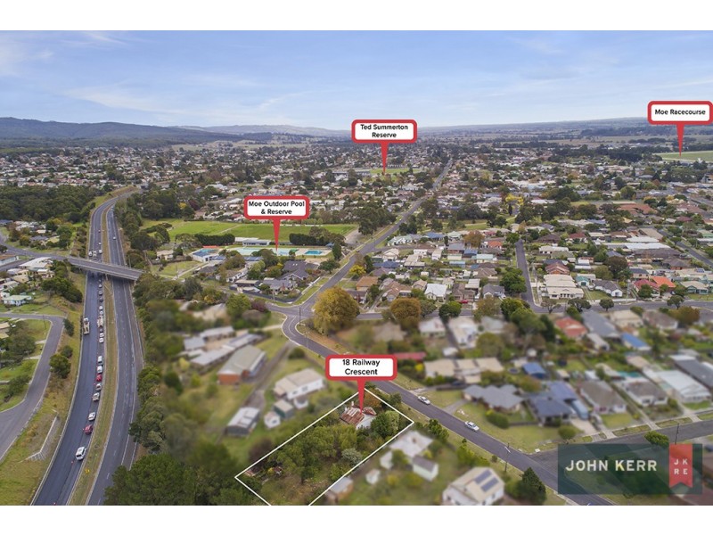 18 Railway Crescent, Moe VIC 3825