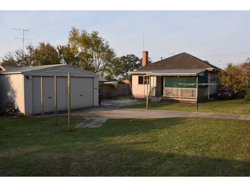 18 Wirraway Street, Moe VIC 3825