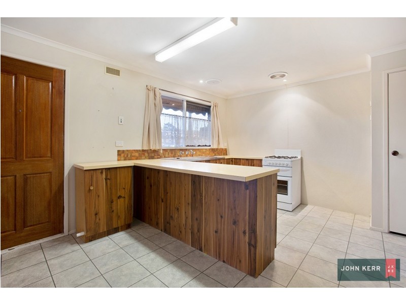 2/14-18 Bell Street, Moe VIC 3825