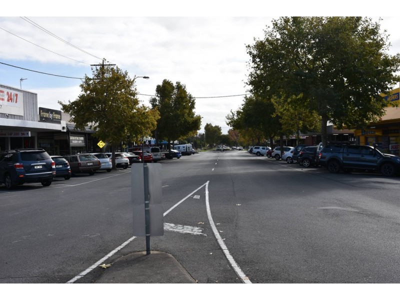 1st floor, 13 Moore Street, Moe VIC 3825