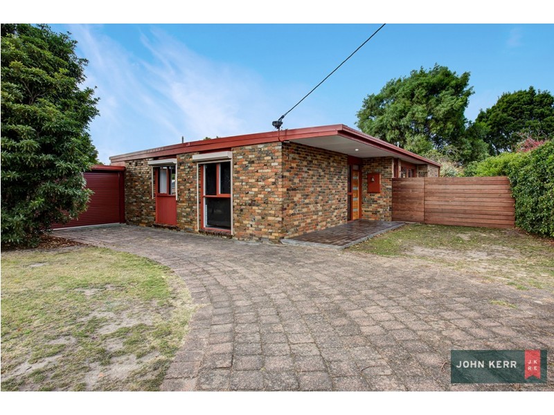 18 Shanahan Parade, Newborough VIC 3825