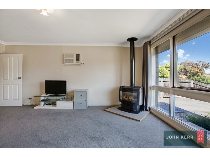 28 Chamberlain Road, Newborough VIC 3825