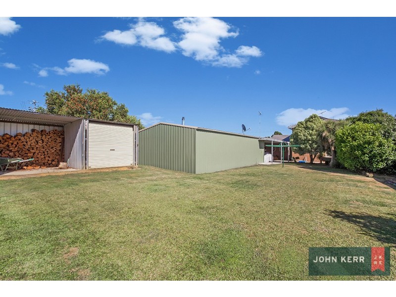 28 Chamberlain Road, Newborough VIC 3825