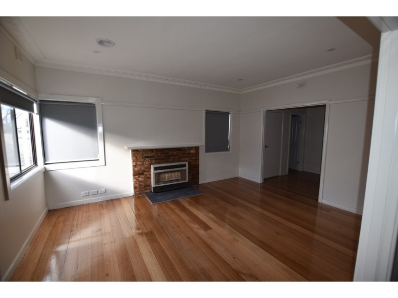 56 Moore Street, Moe VIC 3825