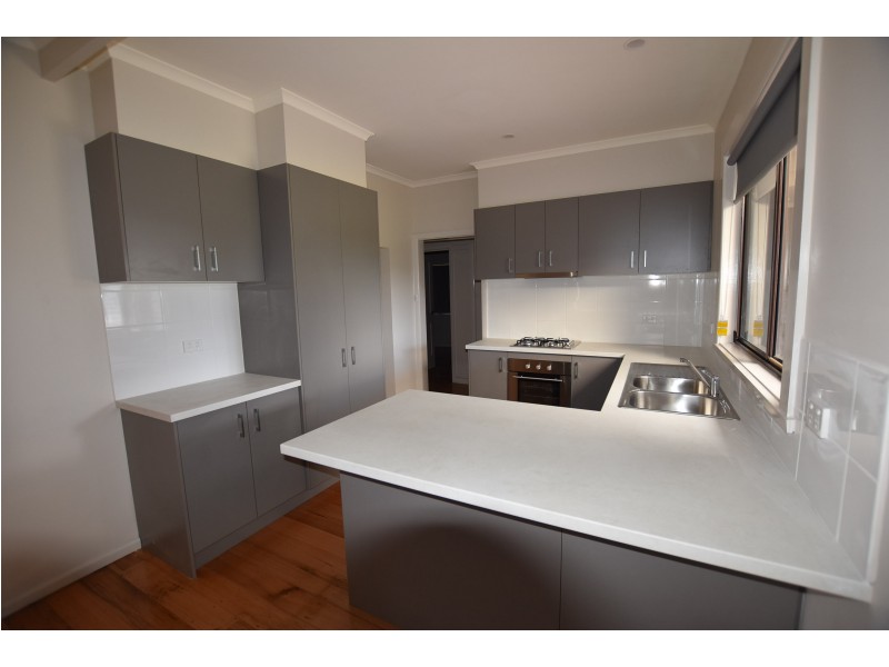 56 Moore Street, Moe VIC 3825