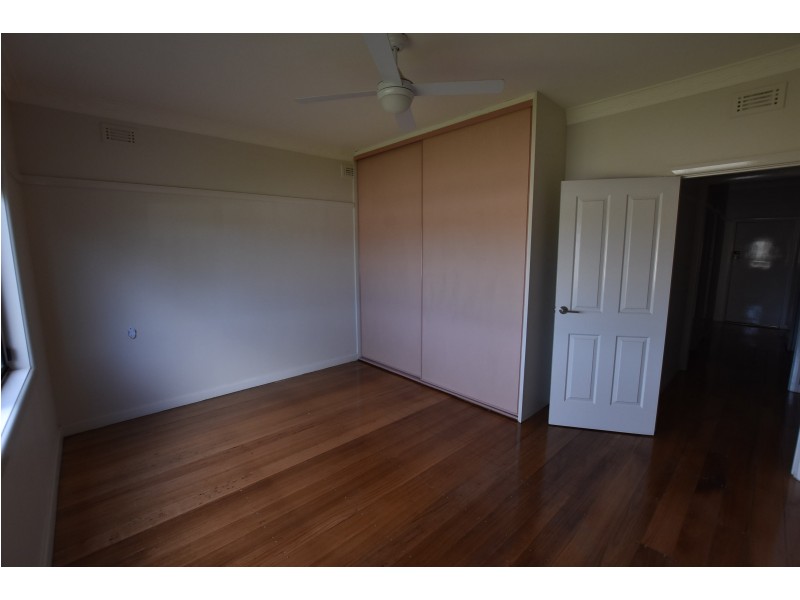 56 Moore Street, Moe VIC 3825