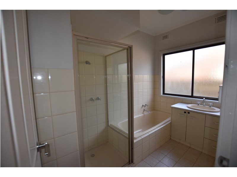 56 Moore Street, Moe VIC 3825