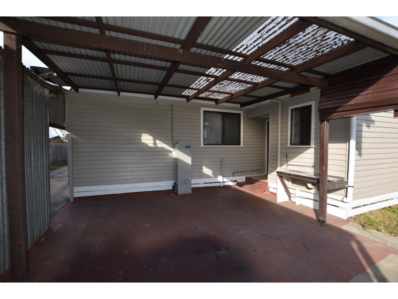 56 Moore Street, Moe VIC 3825