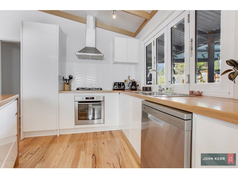 38 Pinnacle Drive, Rawson VIC 3825