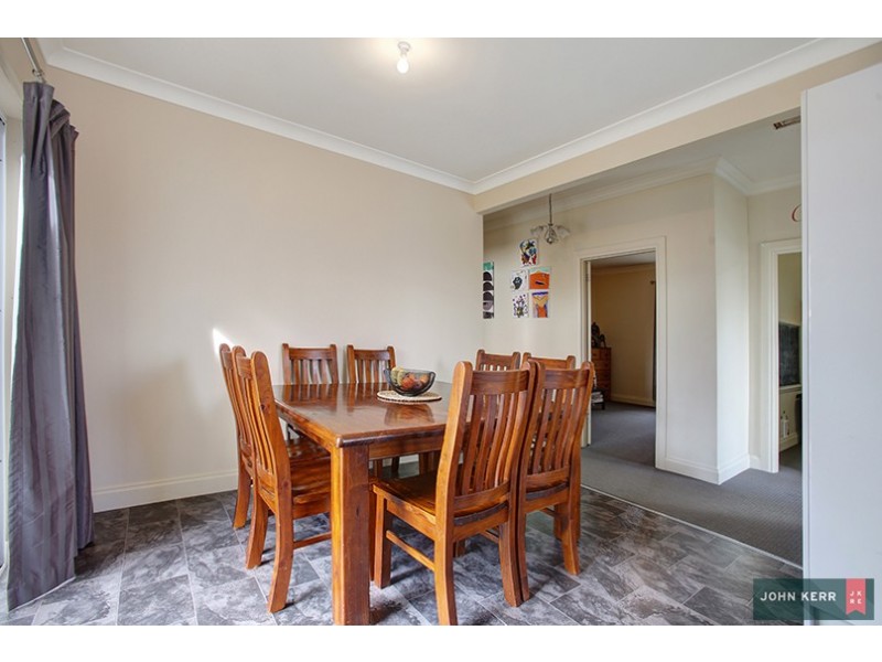 19 Parer Avenue, Moe VIC 3825
