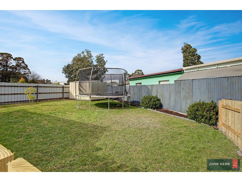 19 Parer Avenue, Moe VIC 3825