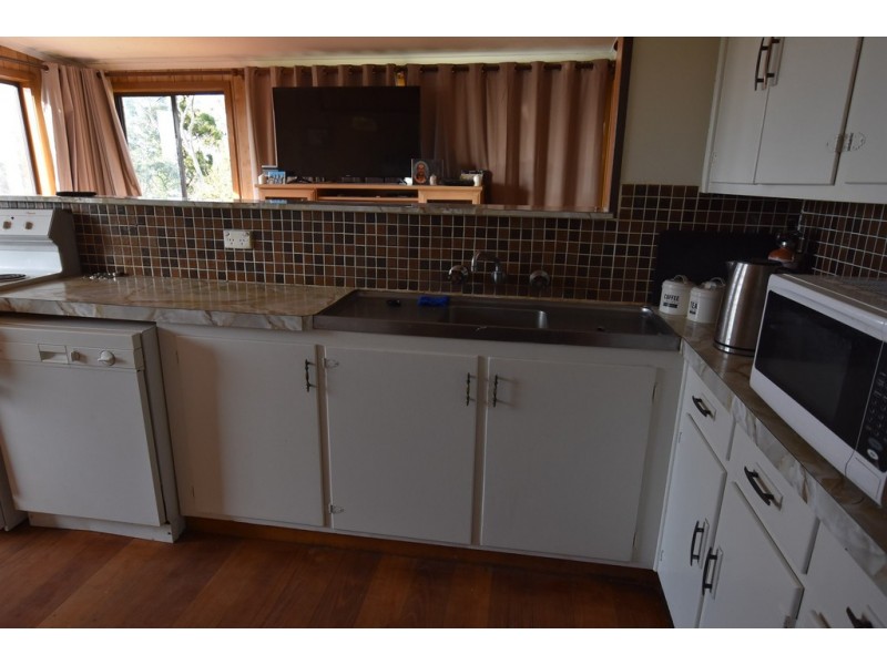 19 Mann Street, Moe VIC 3825