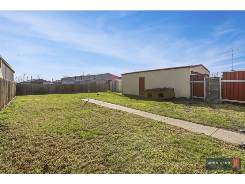 36 Austin Avenue, Moe VIC 3825