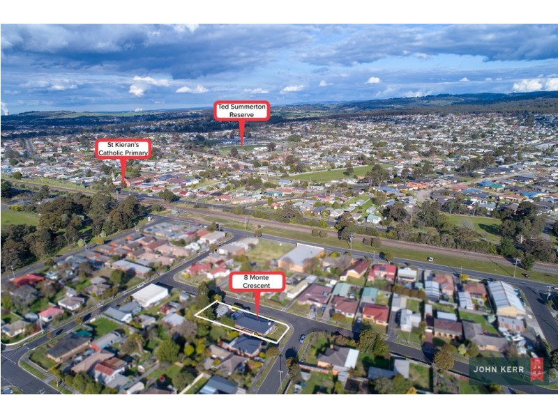 8 Monte Crescent, Moe VIC 3825