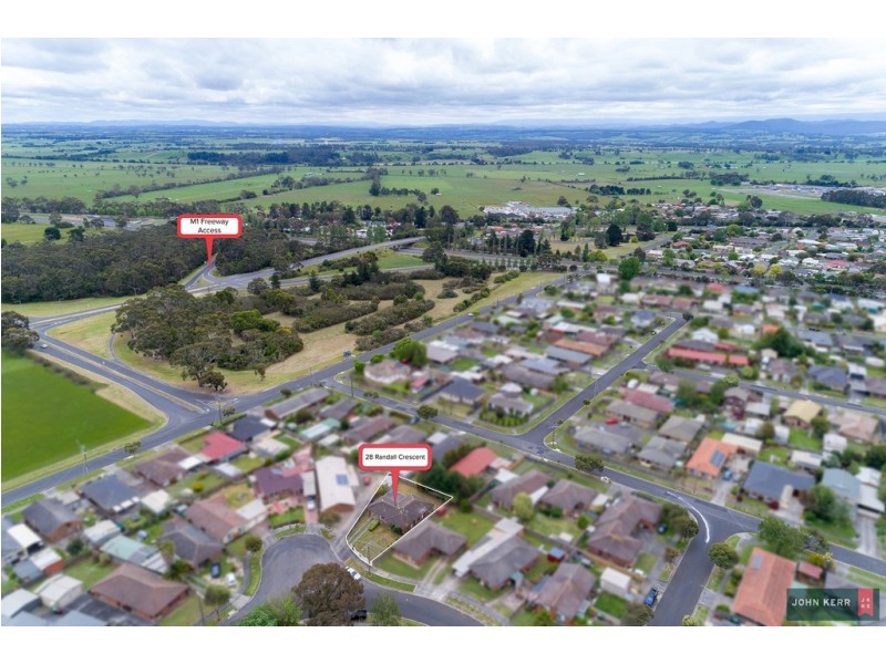 28 Randall Crescent, Moe VIC 3825