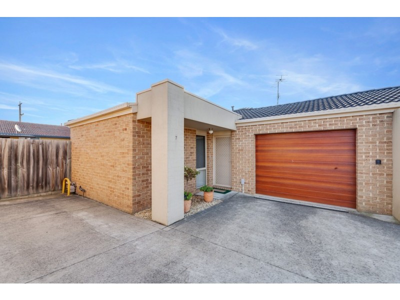 7/35 Monash Road, Newborough VIC 3825