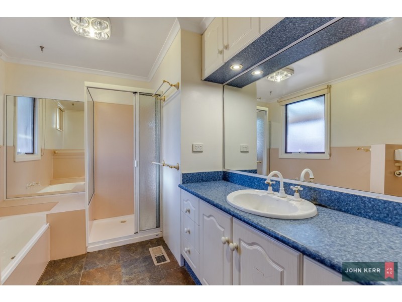 9 Harvey Street, Newborough VIC 3825