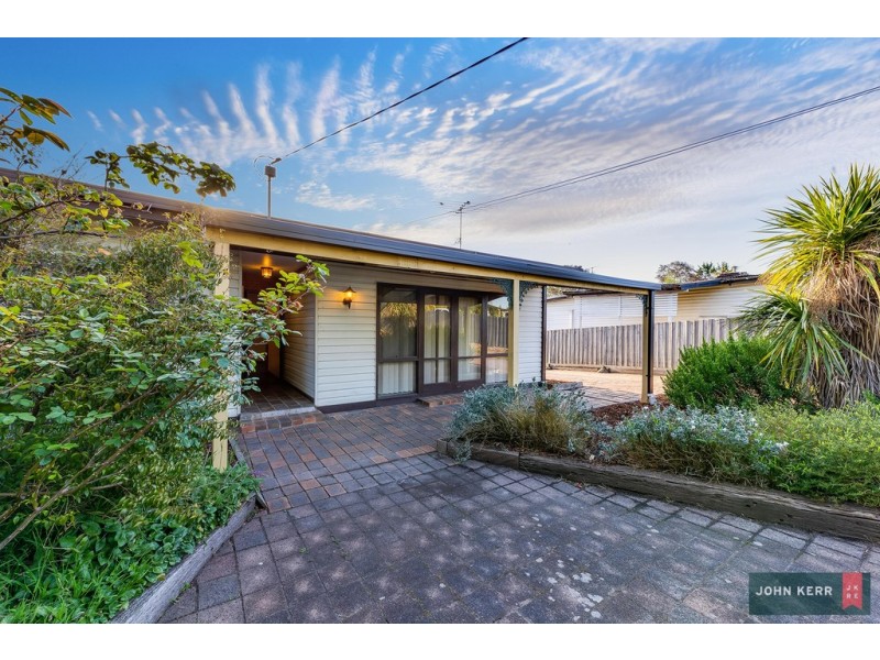 9 Harvey Street, Newborough VIC 3825