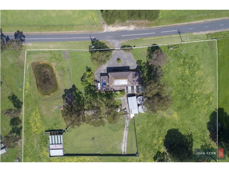 70 McDonalds Track, Hernes Oak VIC 3825