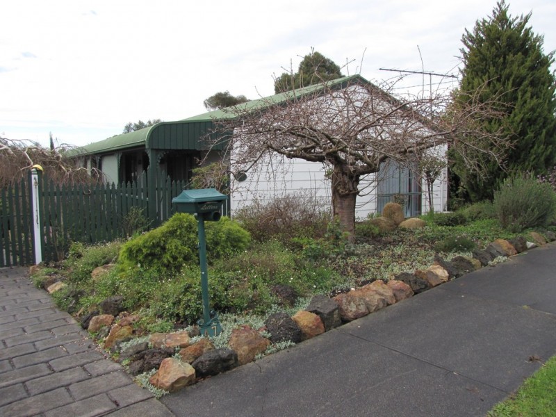 47 Scorpio Drive, Moe VIC 3825
