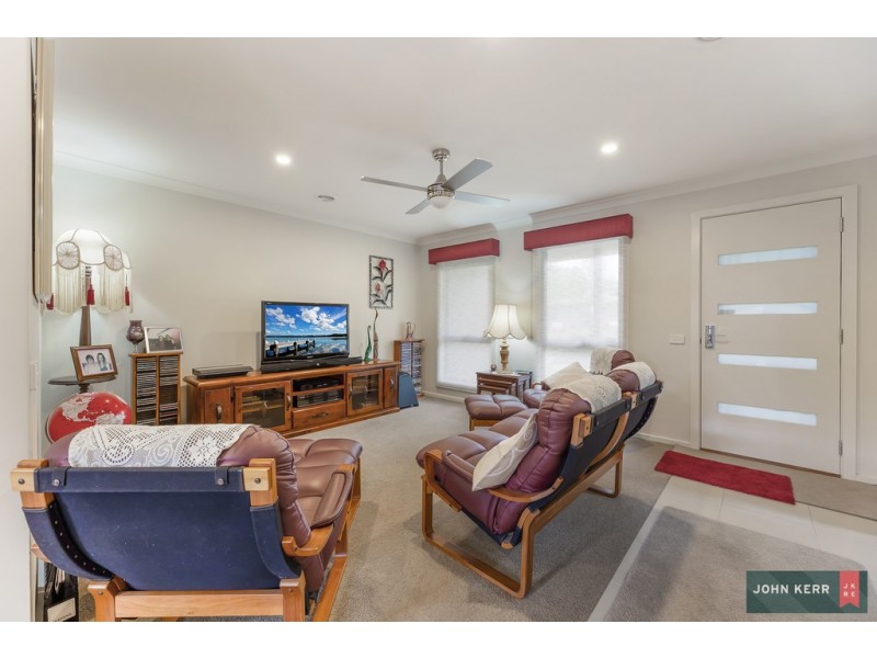 99 Hennessey Street, Moe VIC 3825