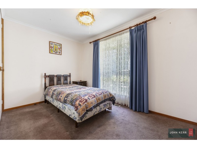 5 Leonis Court, Moe VIC 3825